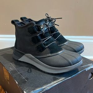 COPY - Sorel Womens “out and about” boots - black size 8.5 like NEW